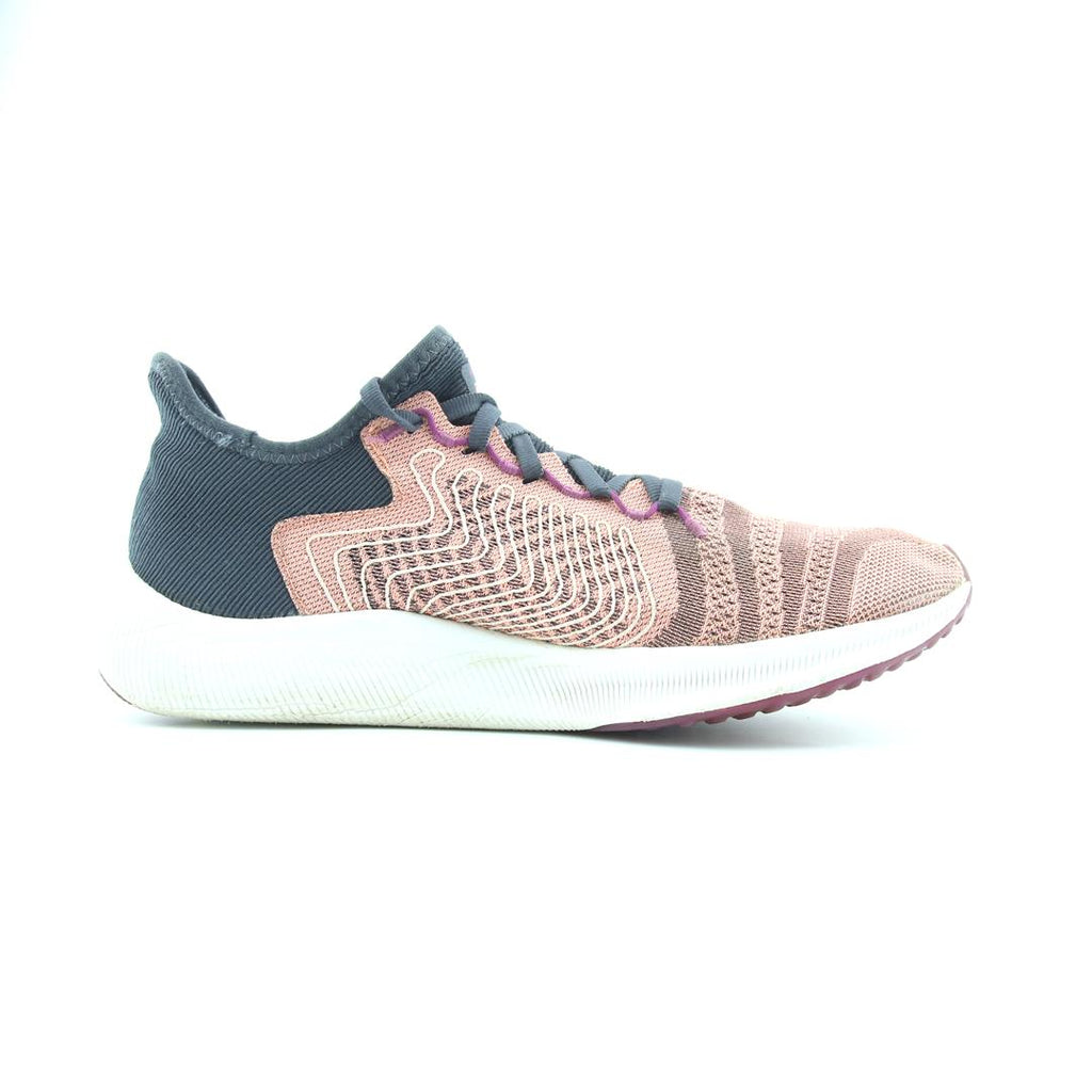 NEW BALANCE FUELCELL REBEL PERFOMANACE