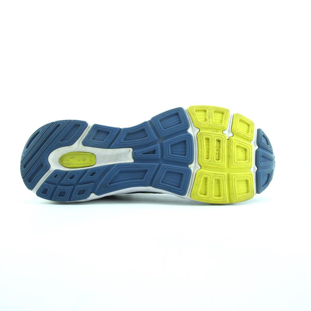 NEW BALANCE 680V6
