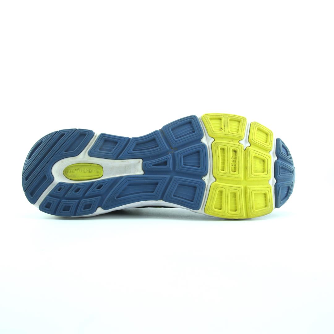 NEW BALANCE 680V6