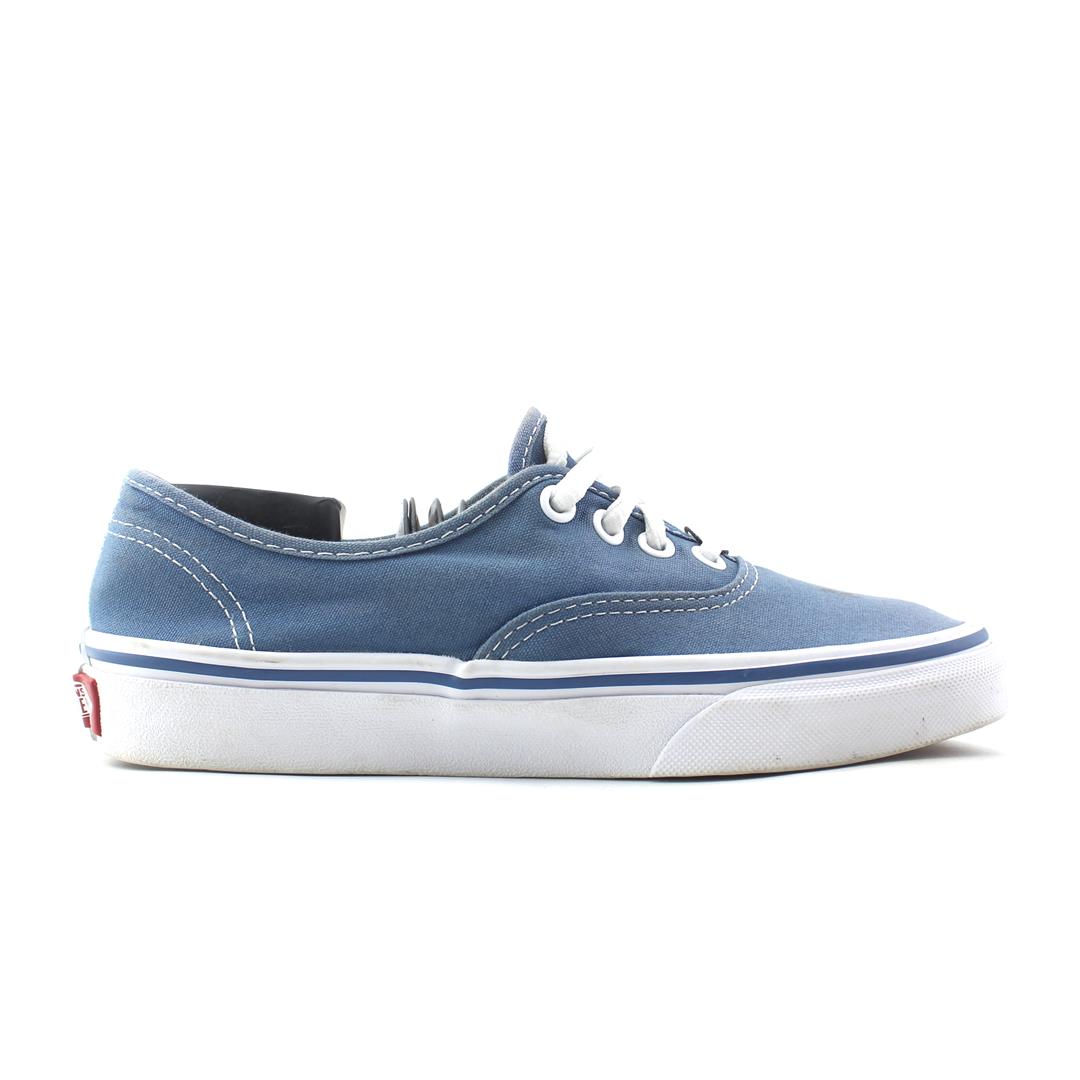 VANS AUTHENTIC