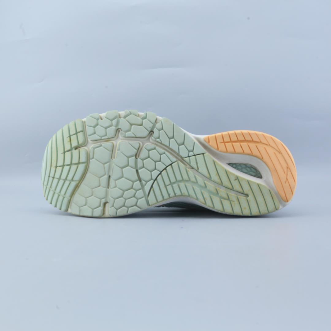 NEW BALANCE FRESH FOAM X 860V12