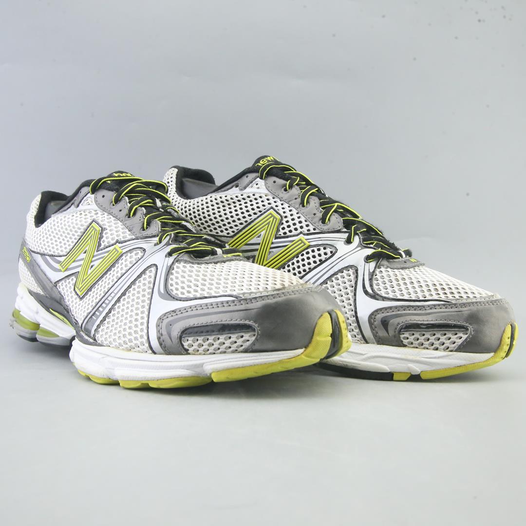 NEW BALANCE 880