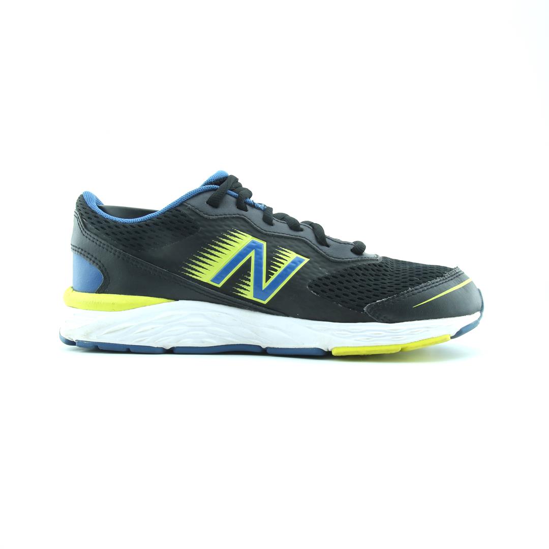 NEW BALANCE 680V6
