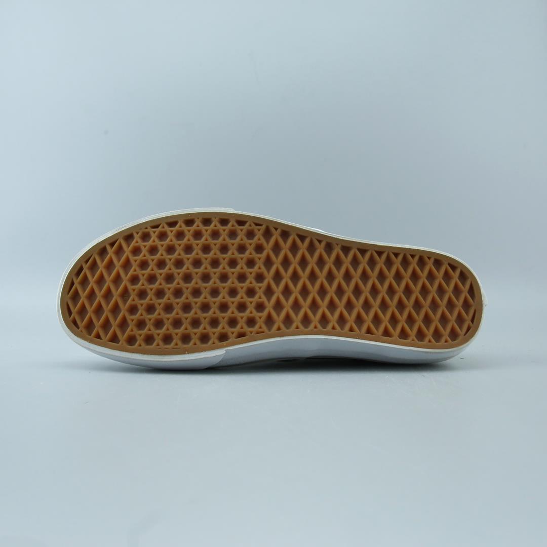 VANS AUTHENTIC
