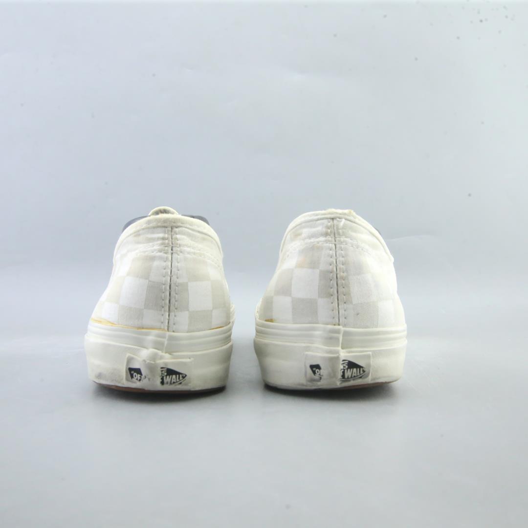 VANS AUTHENTIC