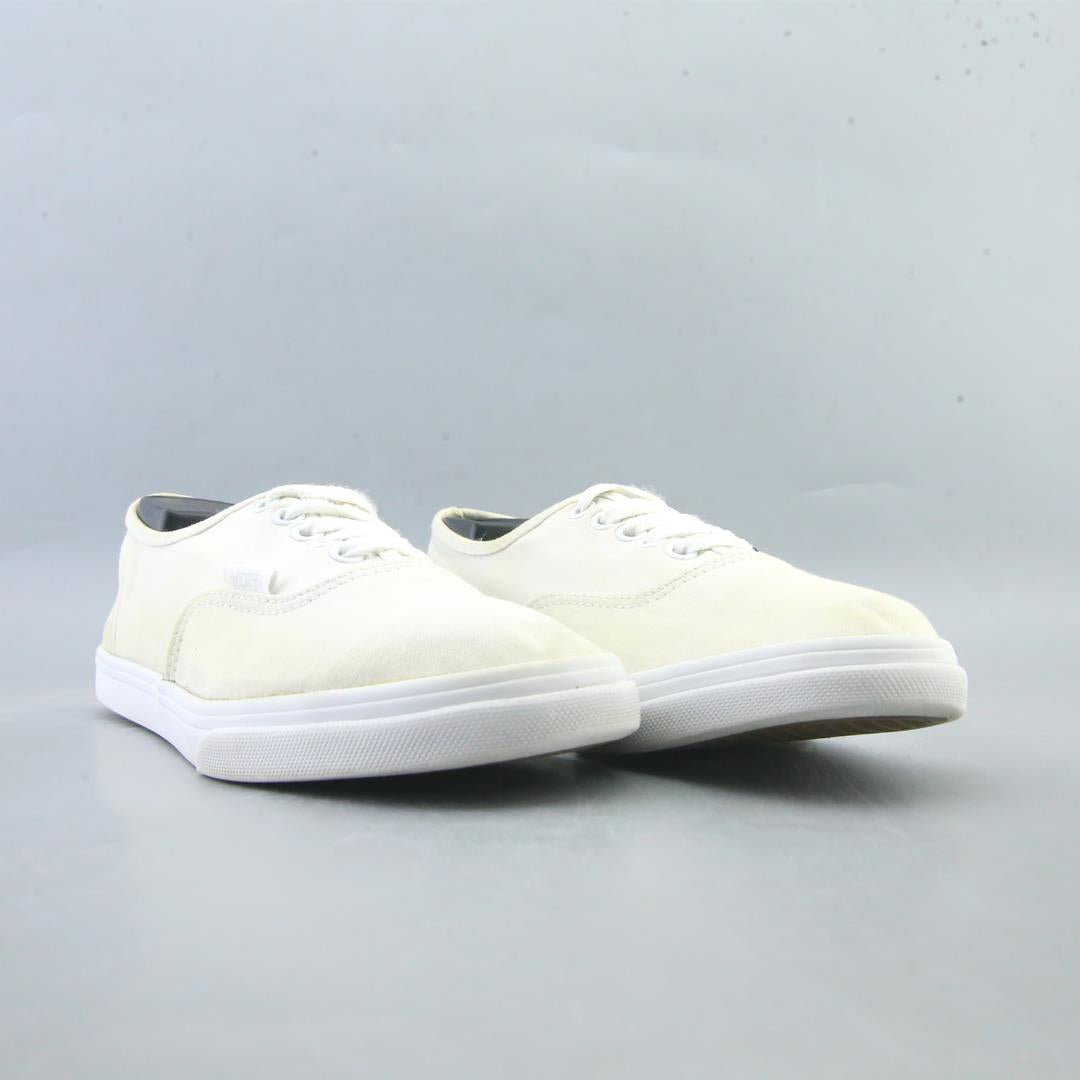 VANS AUTHENTIC