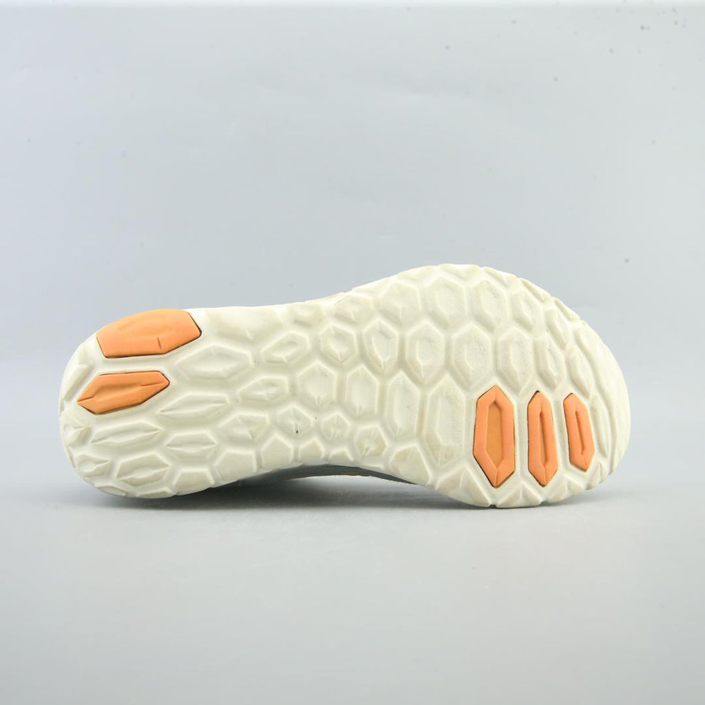 NEW BALANCE FRESH FOAM BEACON V2