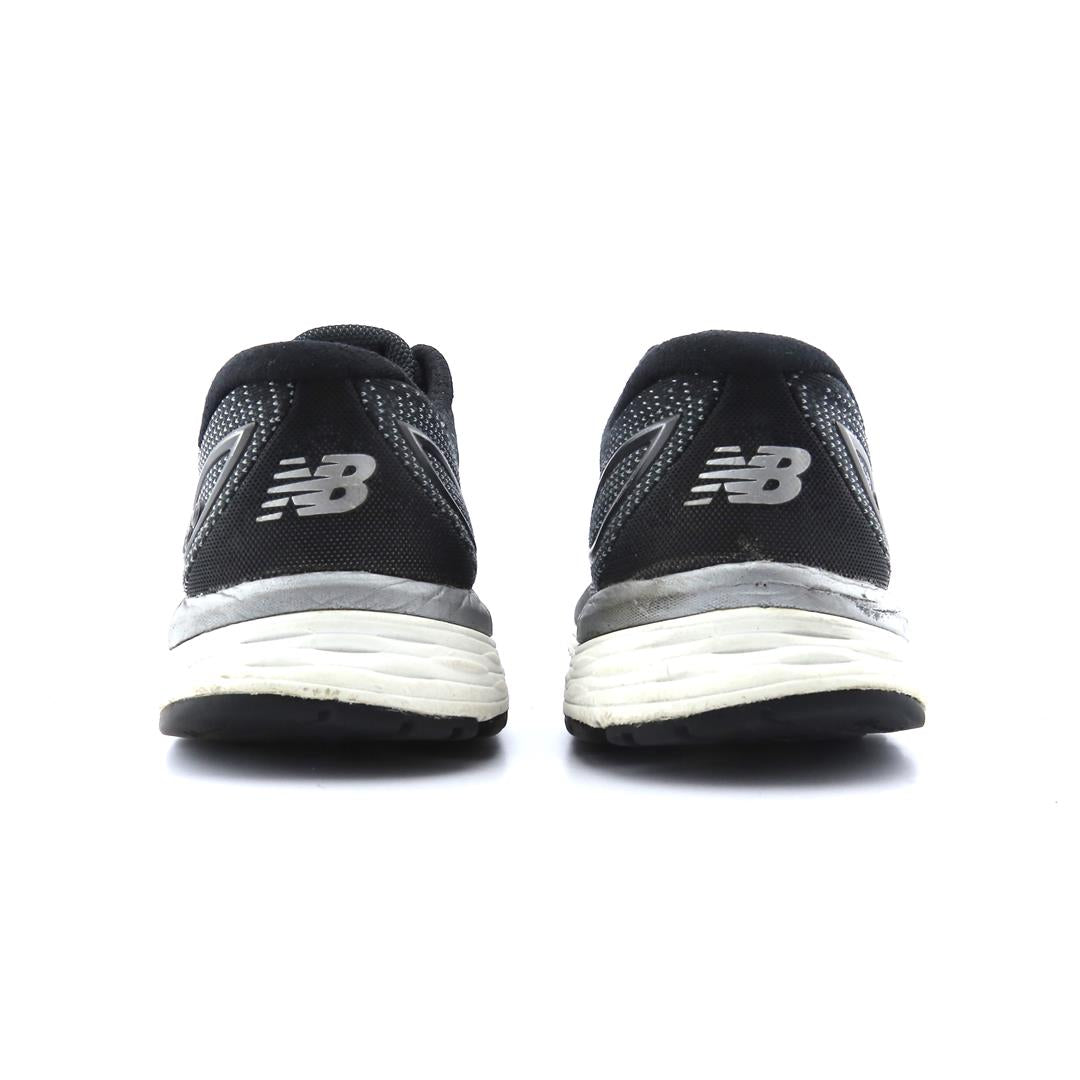 NEW BALANCE 880 V9