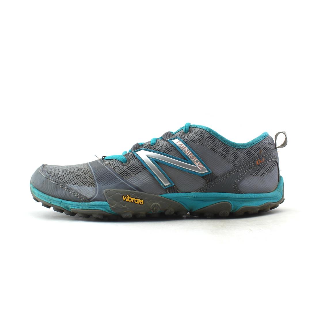 NEW BALANCE MINIMUS 10V3