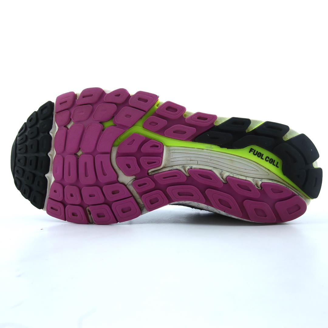 NEW BALANCE 1260V7