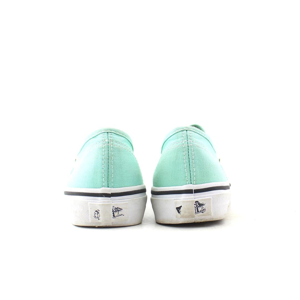 VANS AUTHENTIC