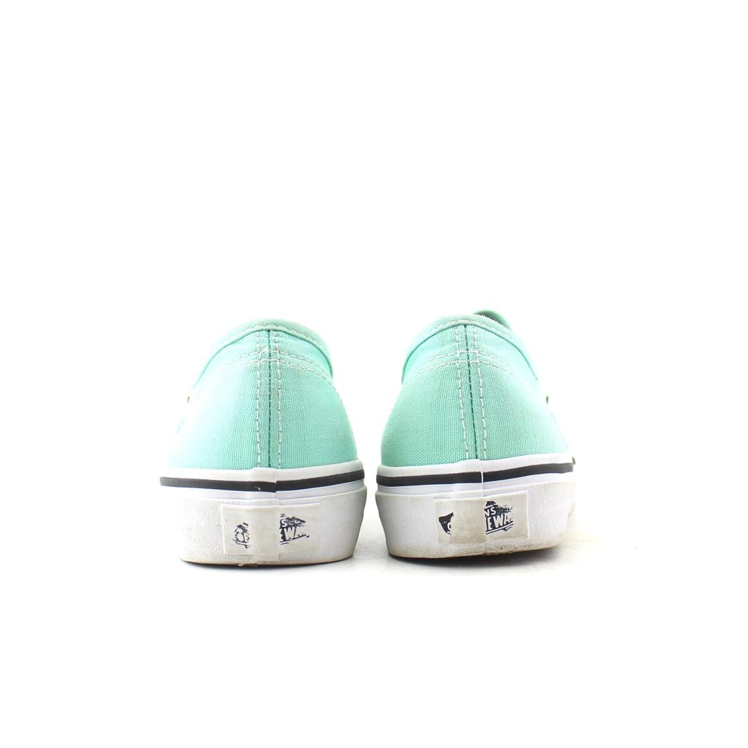 VANS AUTHENTIC
