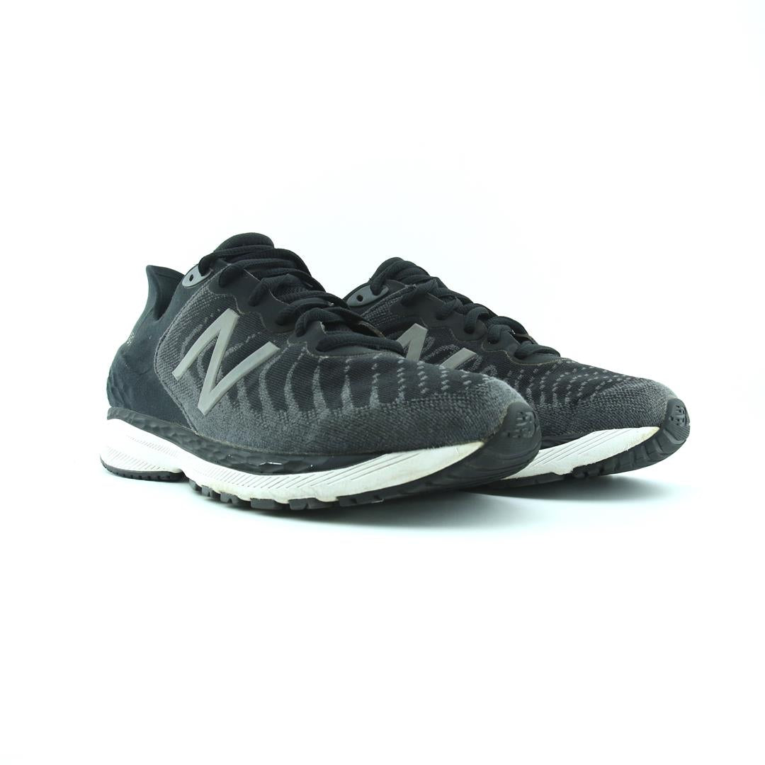 NEW BALANCE  FRESH FOAM 860V11