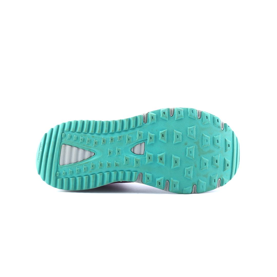 NEW BALANCE  NITREL V4