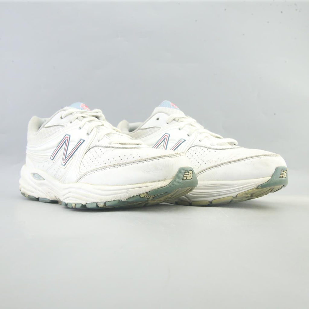 NEW BALANCE 840
