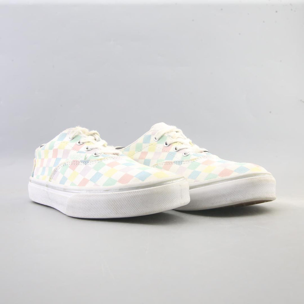VANS AUTHENTIC
