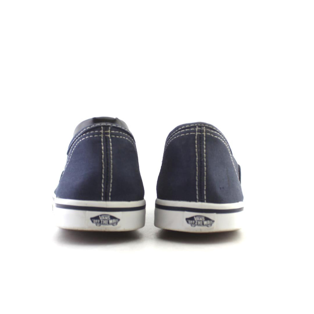 VANS AUTHENTIC