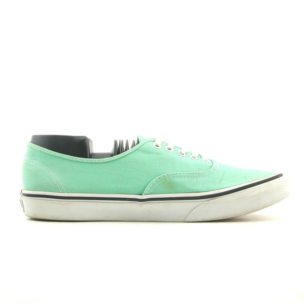 VANS AUTHENTIC