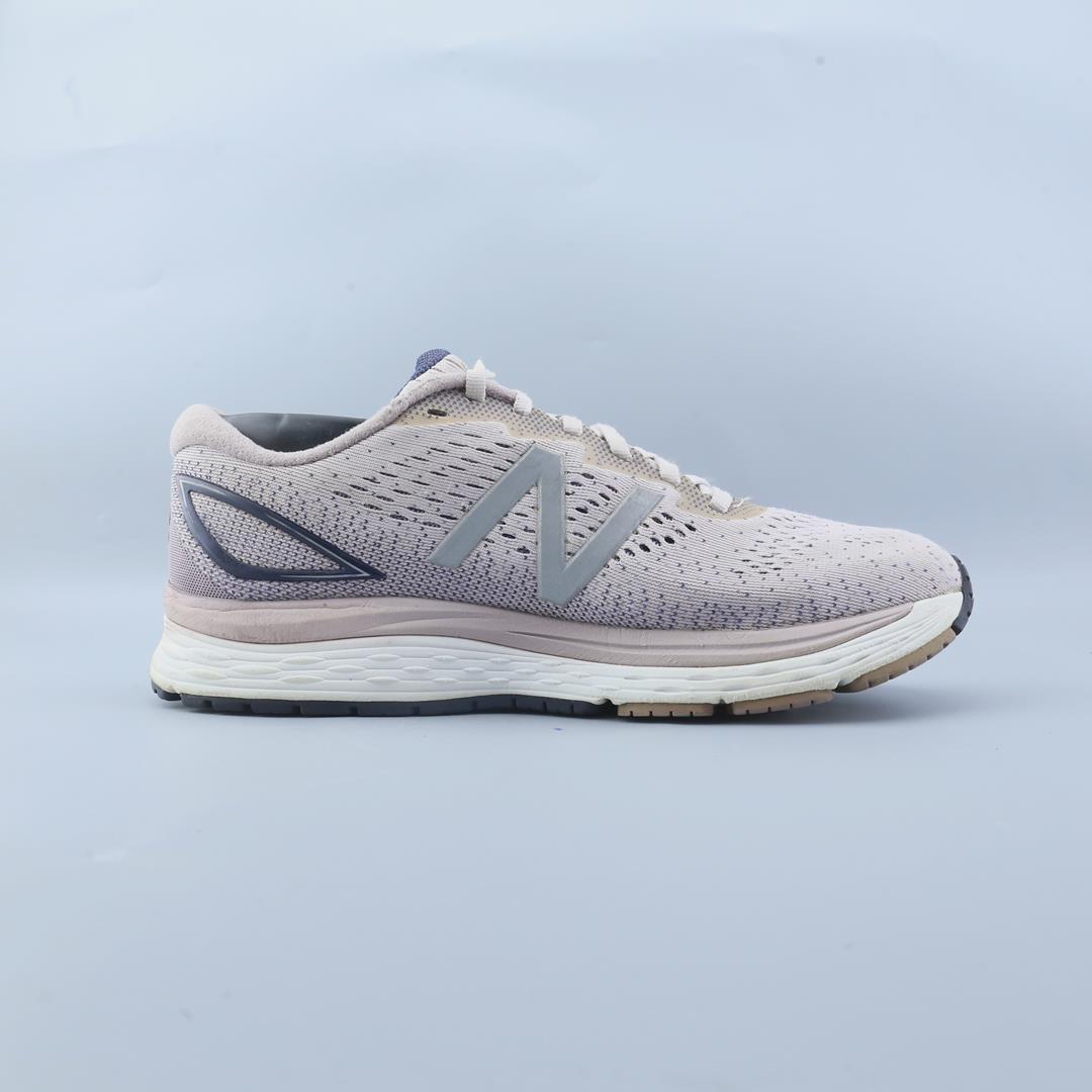 NEW BALANCE 880V9