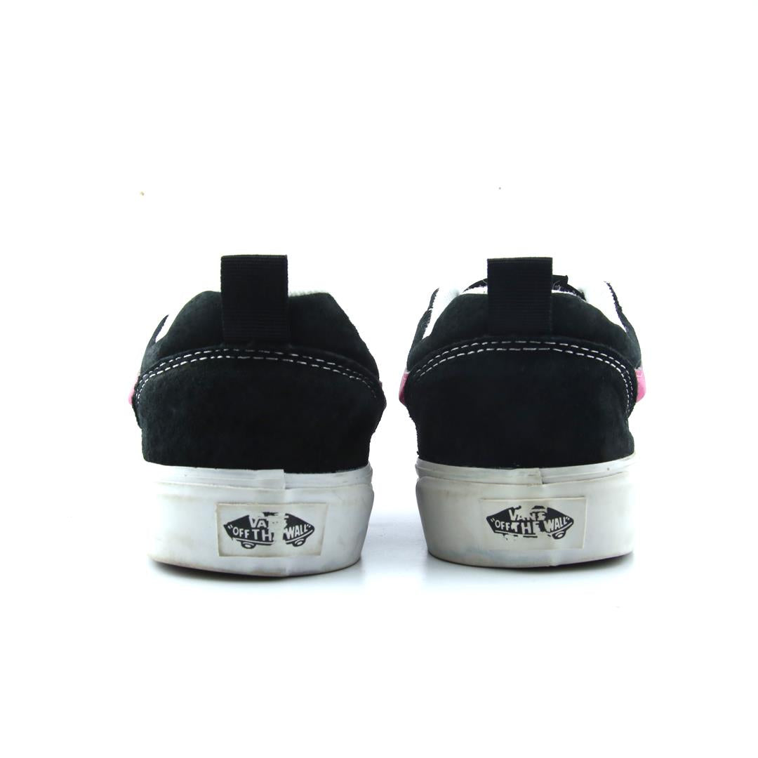 VANS KNU SKOOL