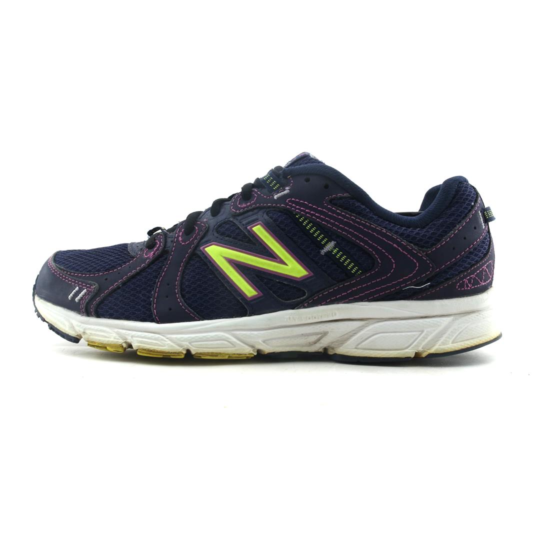 NEW BALANCE 402V1