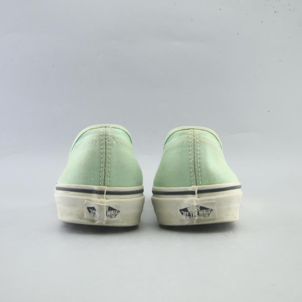 VANS AUTHENTIC