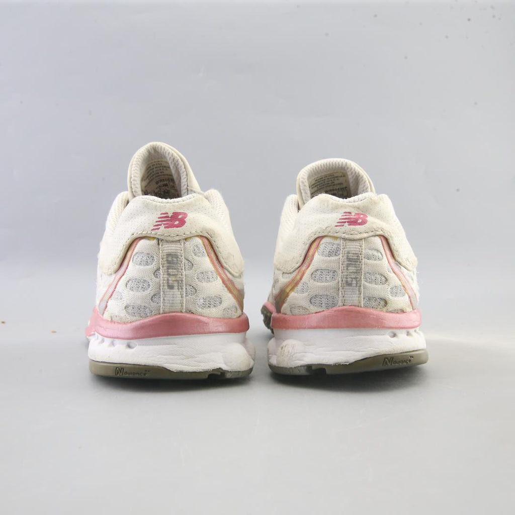 NEW BALANCE 805