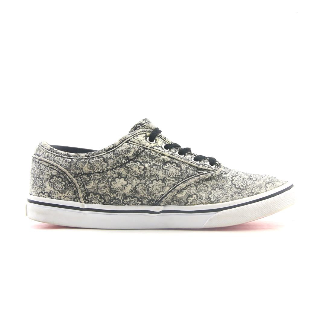 VANS AUTHENTIC
