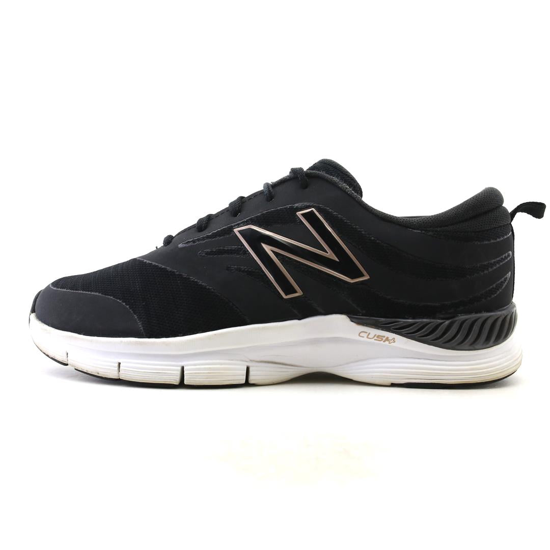 NEW BALANCE 715V2