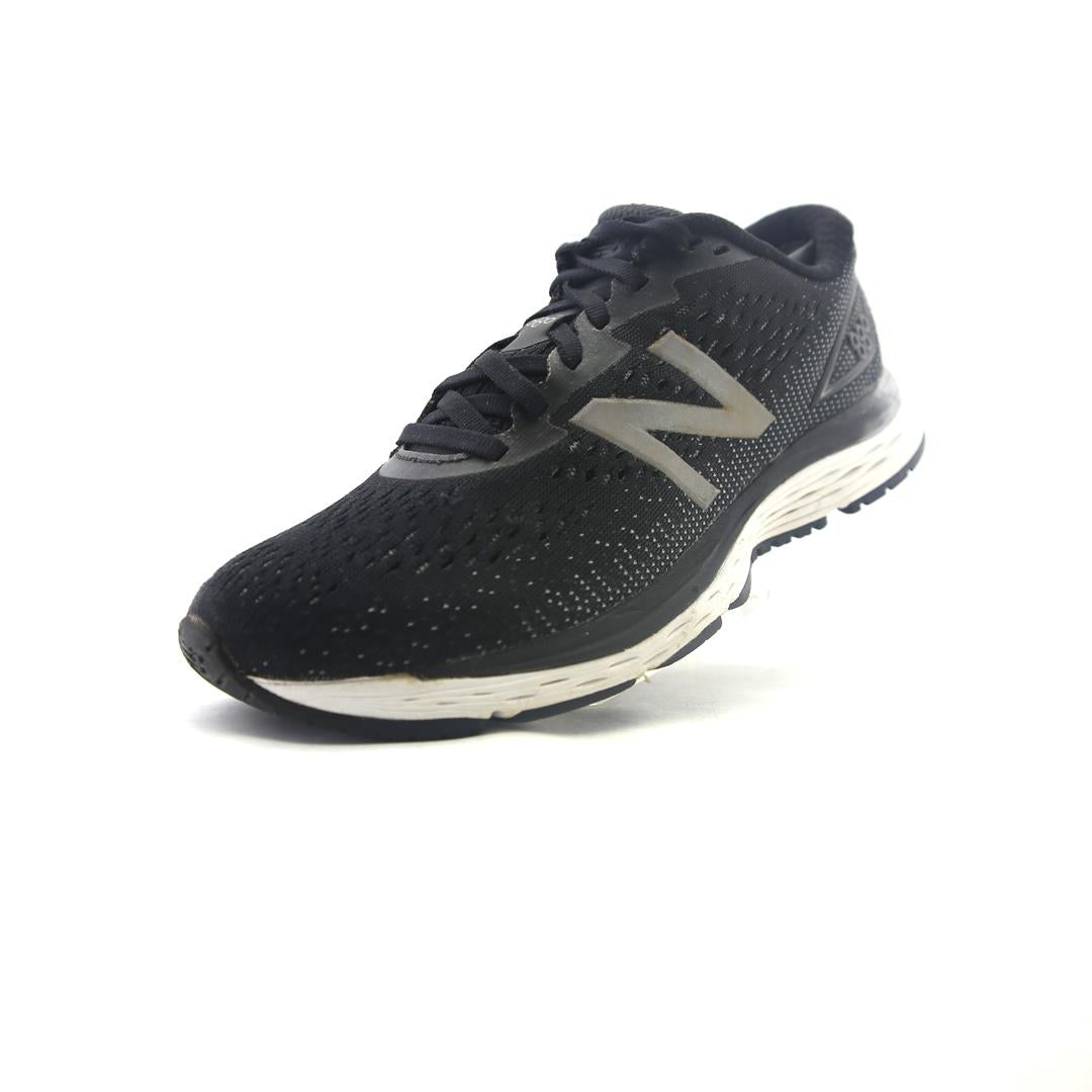 NEW BALANCE 880 V9