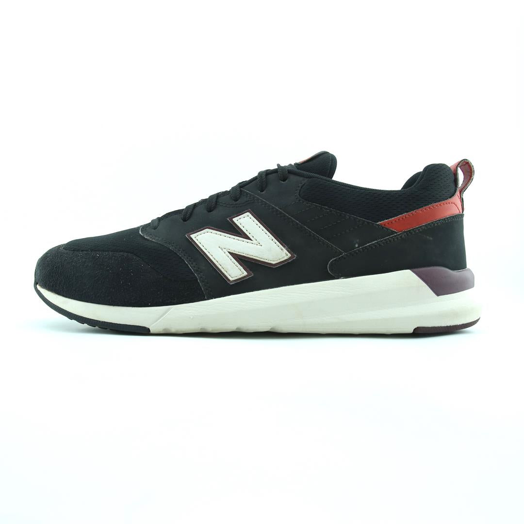 NEW BALANCE 009 V1